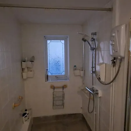 3 Bedrooms Semi-detached House,near Airport,nec * Μπέρμιγχαμ