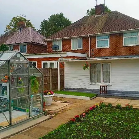 Apartamento 3 Bedrooms Semi-detached House,near Airport,nec *